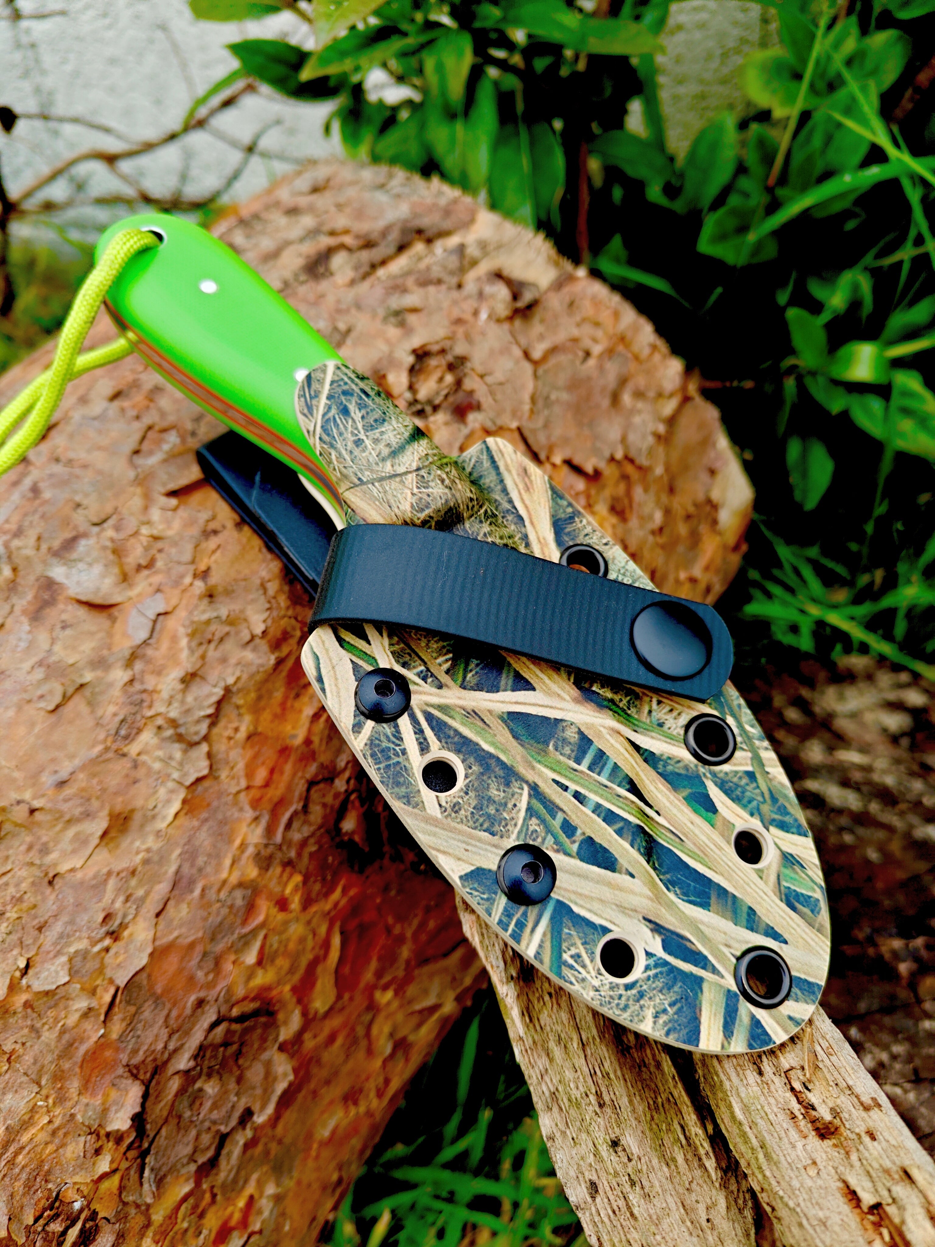 Special edition stalkers claw, green g10