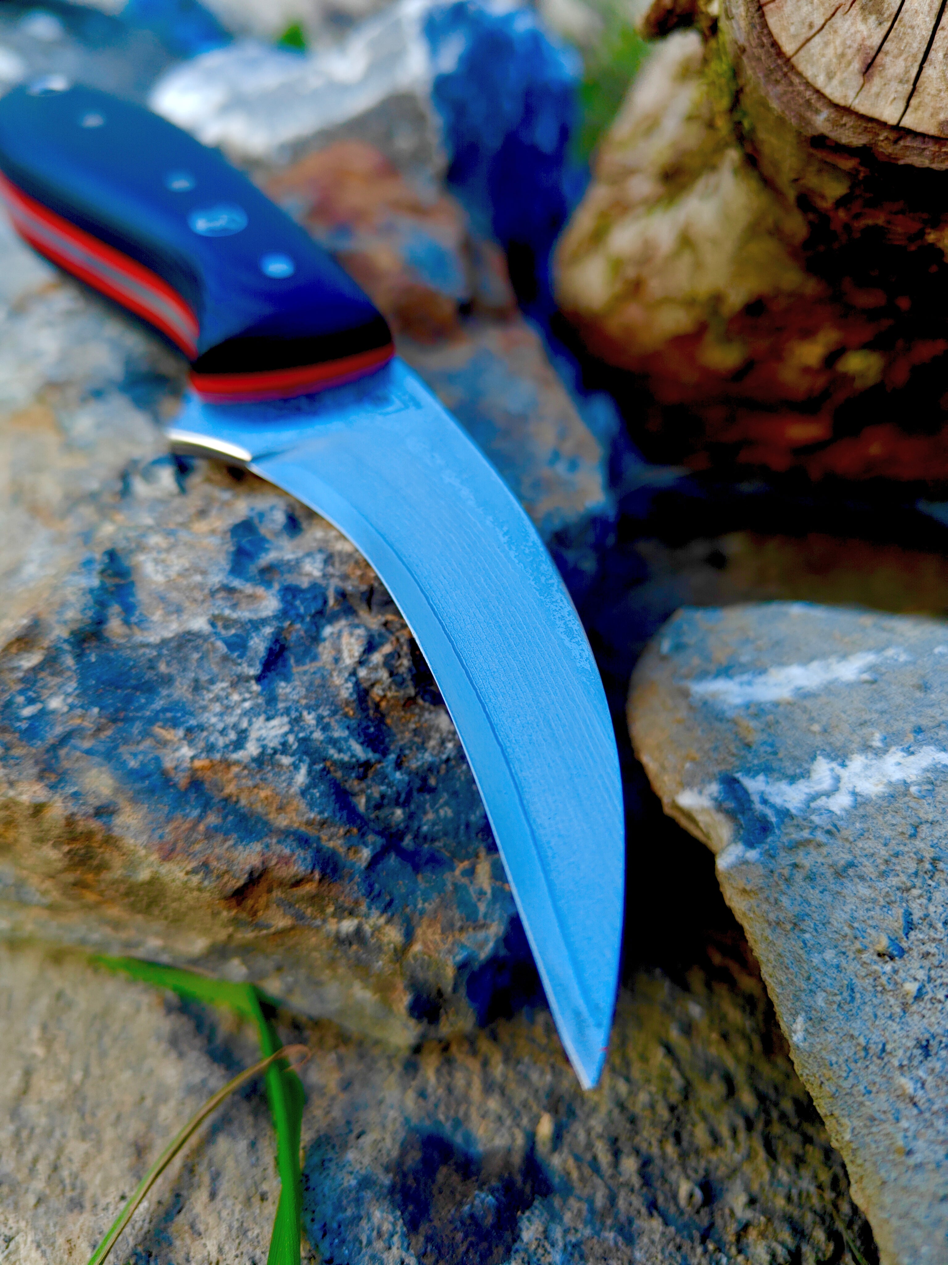 limited edition,Custom stalkers claw, vg10 Damascus stainless steel