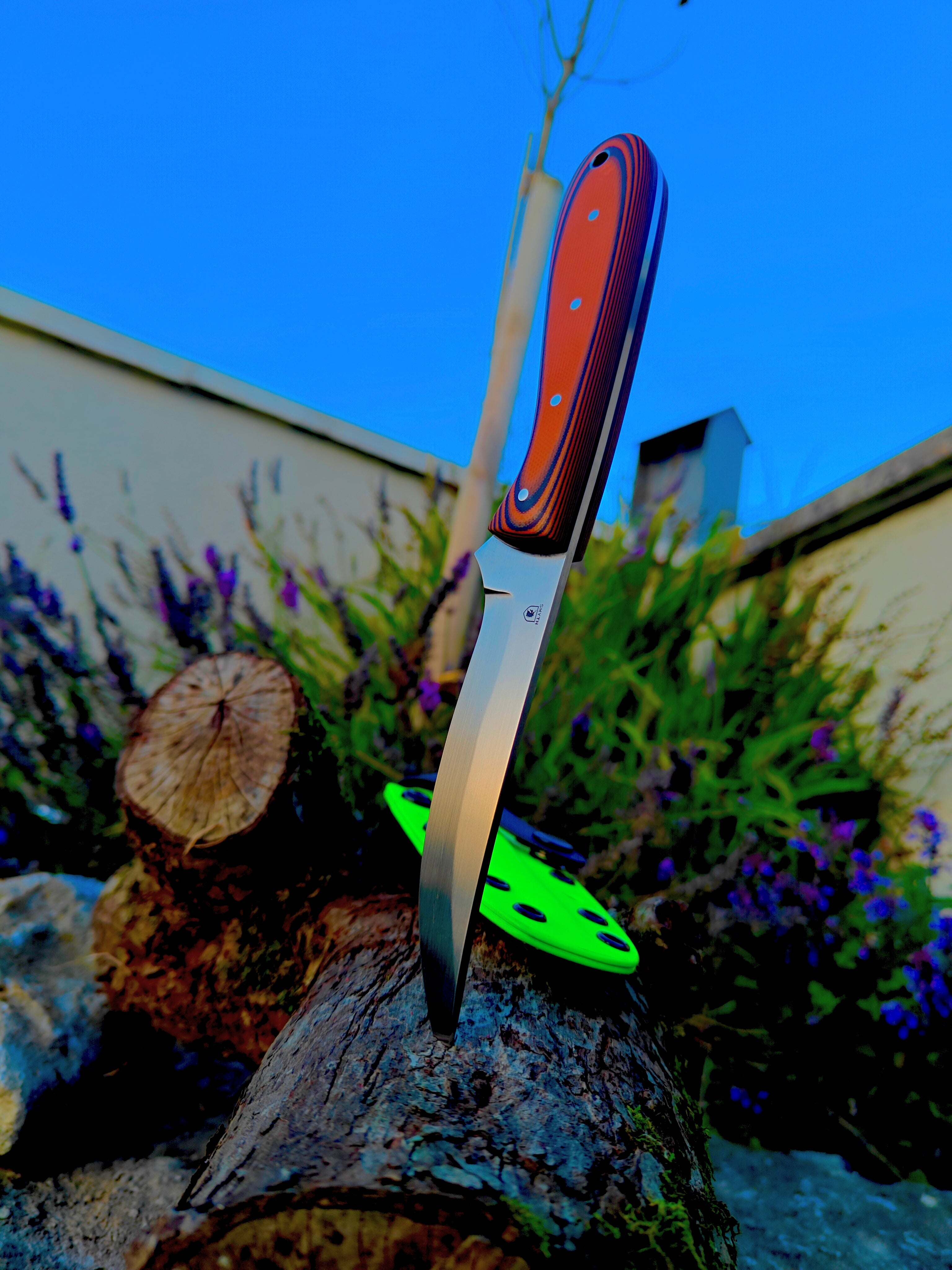 Field skinning hybrid , greem carbon fiber kydex, orange sure grip g10