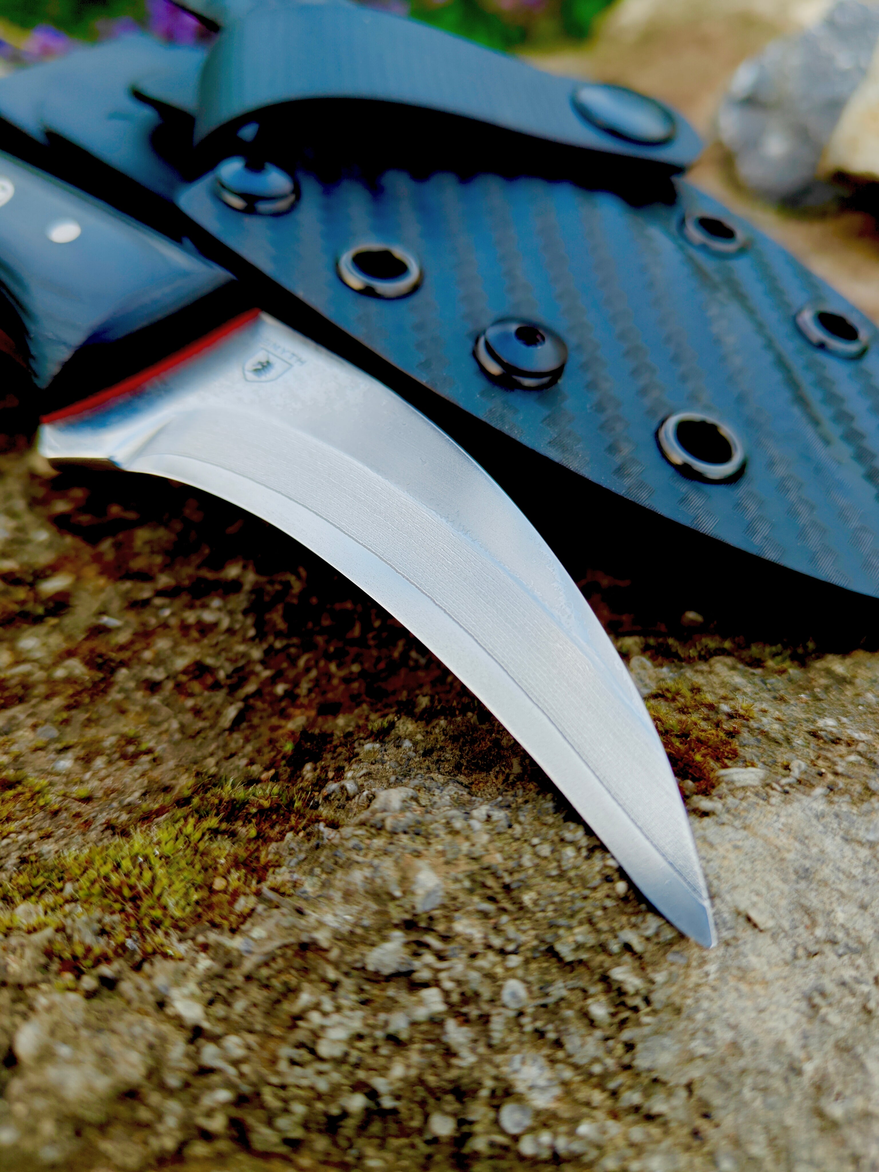 limited edition,Custom stalkers claw, vg10 Damascus stainless steel