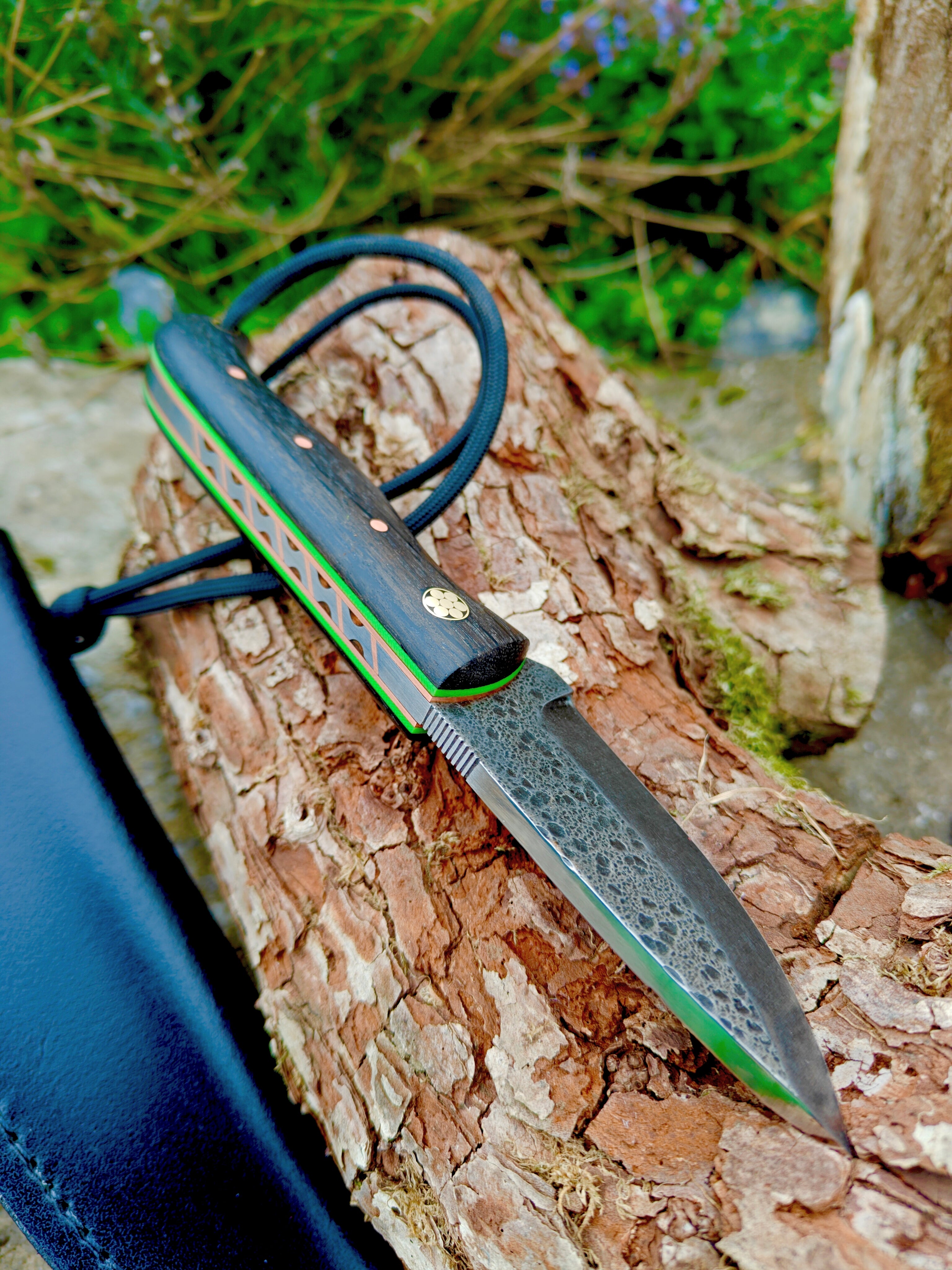 Short Bushcraft blade ,bog oak & copper