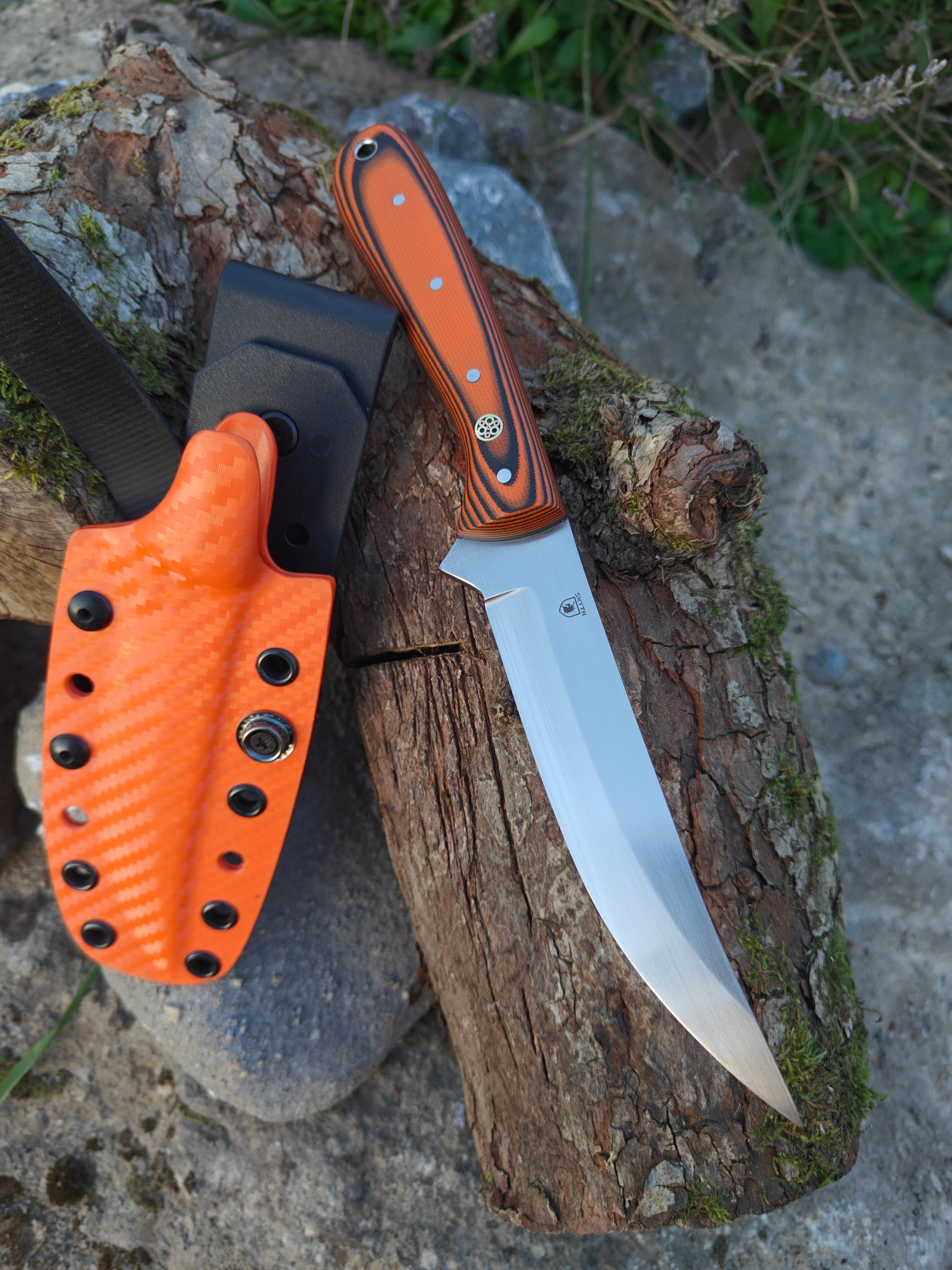 Field skinning hybrid, sure grip g10 & hunter orange carbon fibre kydex