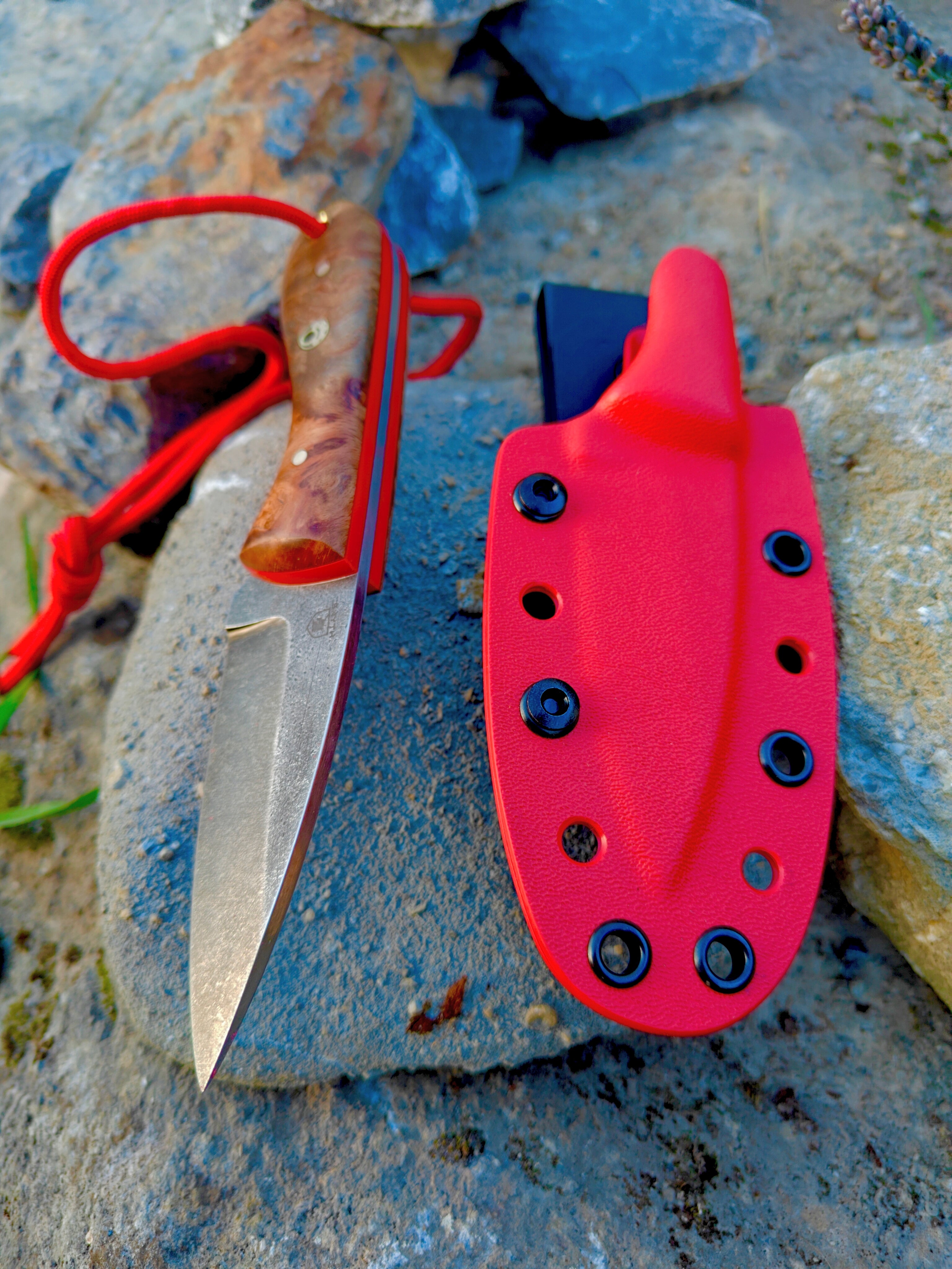 80crv2 high carbon necker,irish  flamed beech burl & red kydex sheath