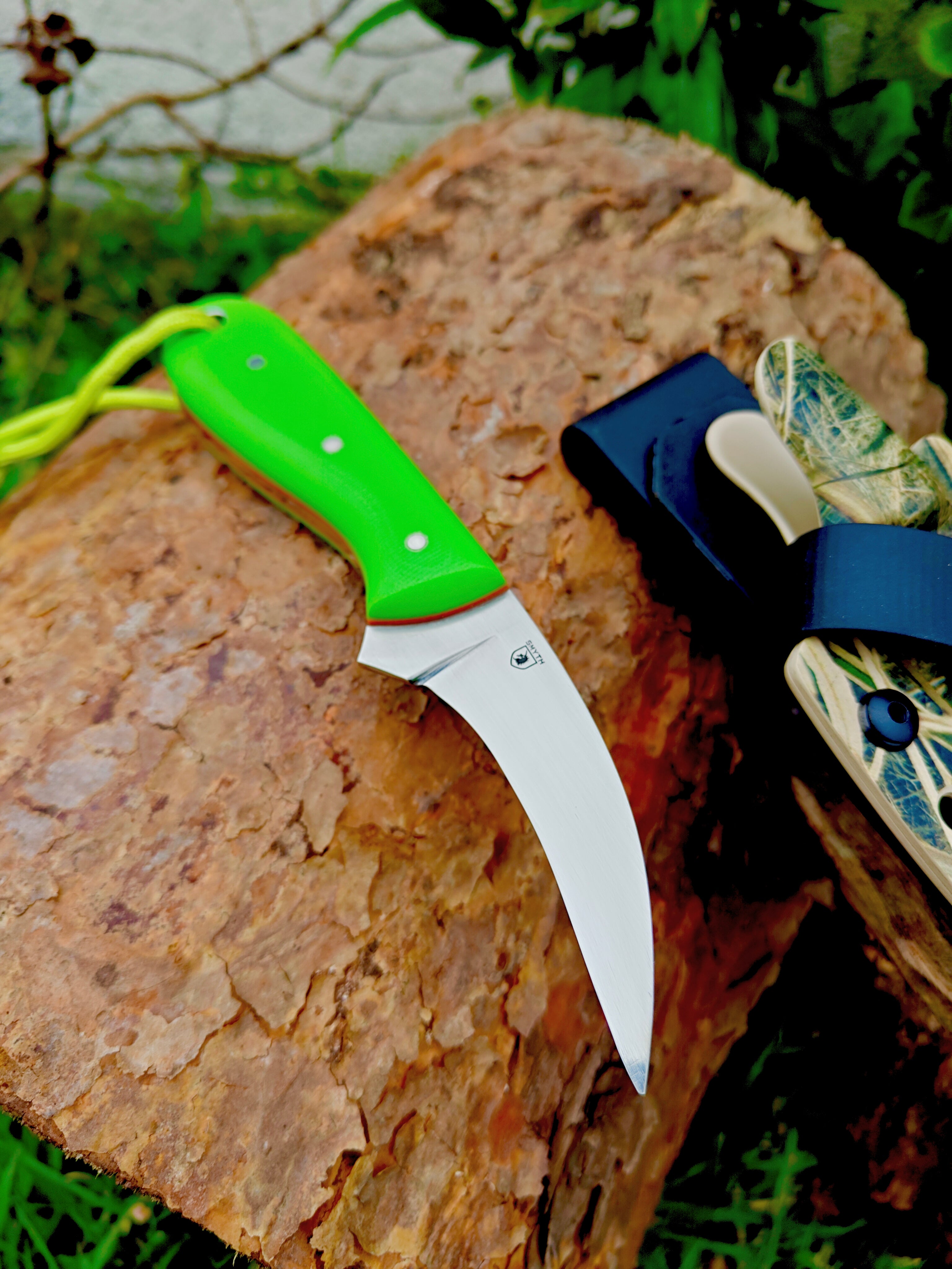 Special edition stalkers claw, green g10