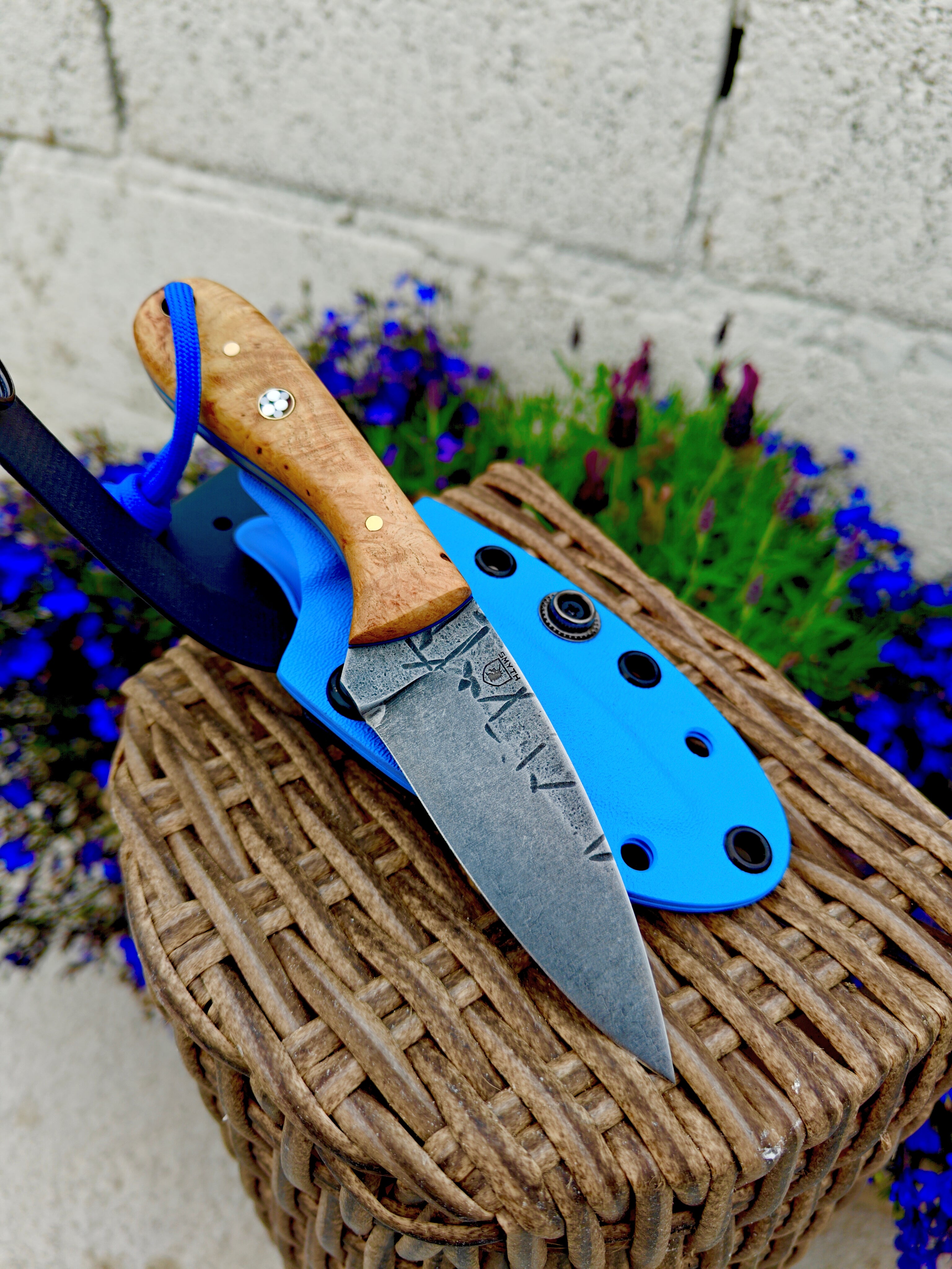 80crv2 necker baby blue kydex