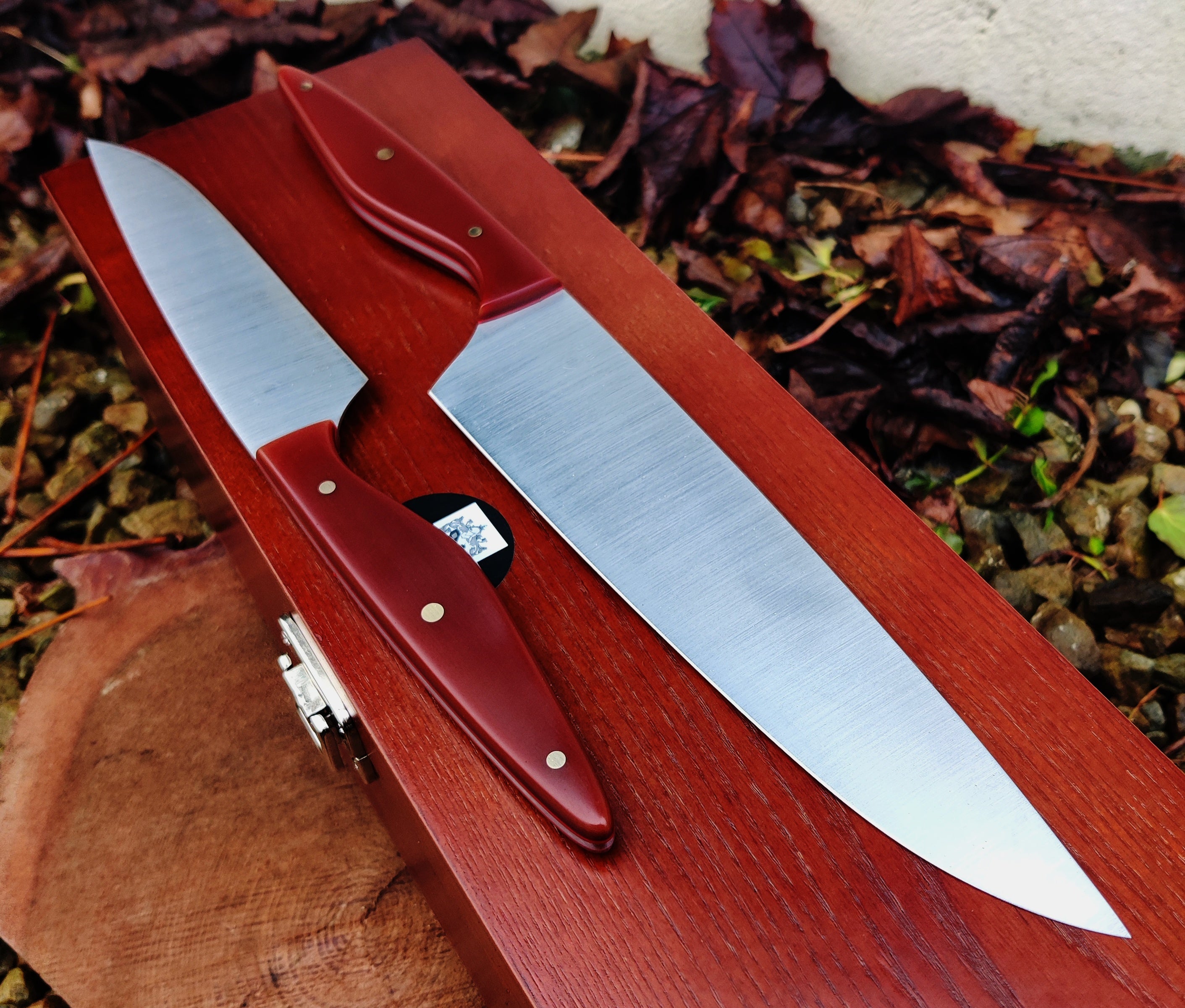 Kitchen knife set burgundy micarta scales